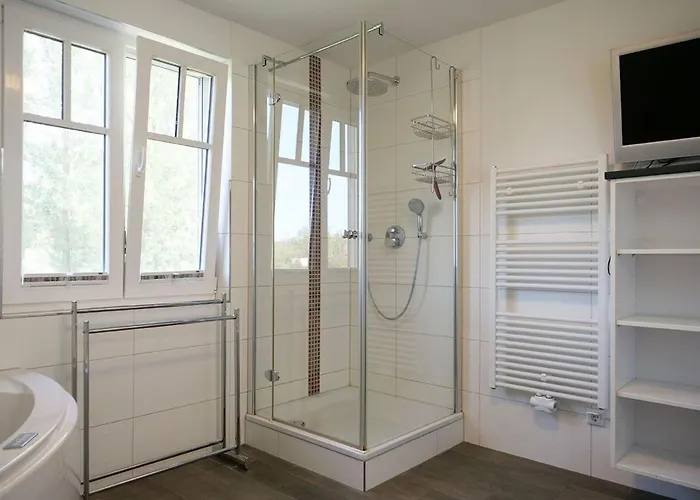 Nixe- 5 Sterne Haus By Interhome Glowe